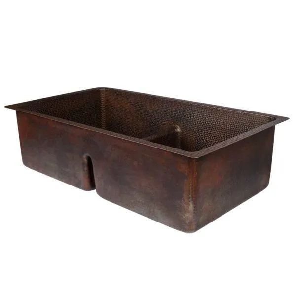 33‚Ä≥ Hammered Copper 50/50 Double Basin Kitchen Sink with Short 5‚Ä≥ Divider